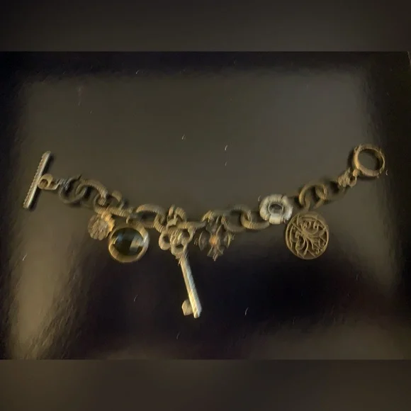 Lucky Brand Antiqued Gold-Tone Charm Bracelet with Key and Floral Pendants - Picture 2 of 3